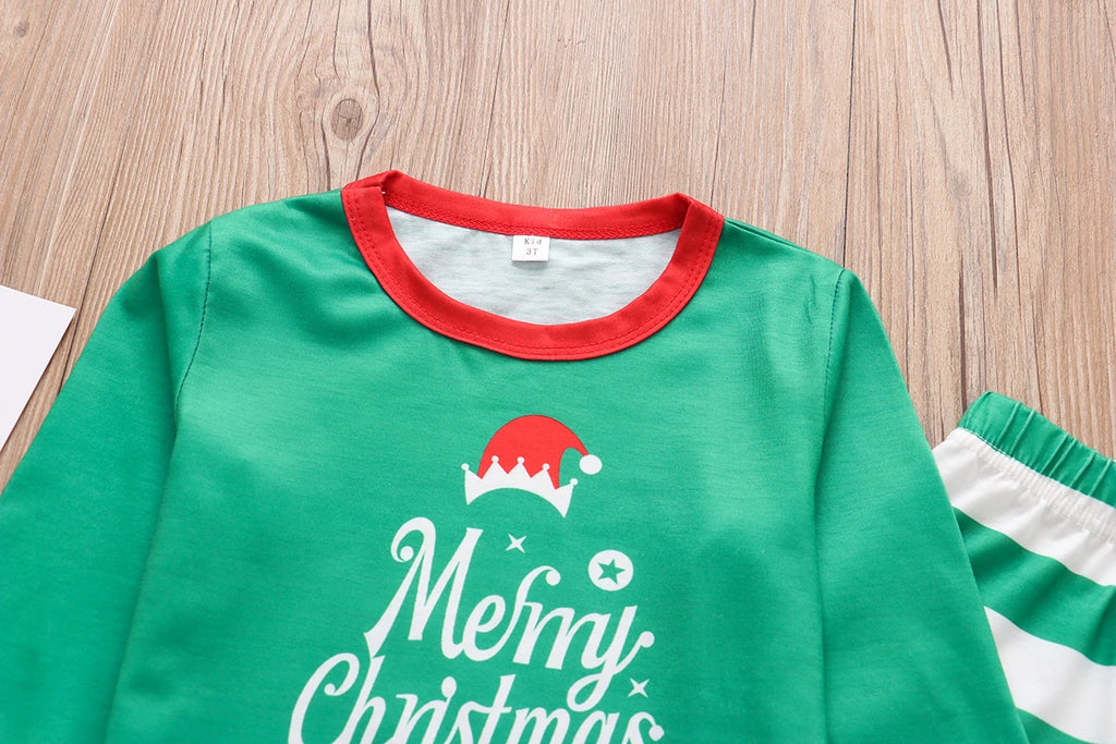 Cosy green pyjama set for holiday family fun
